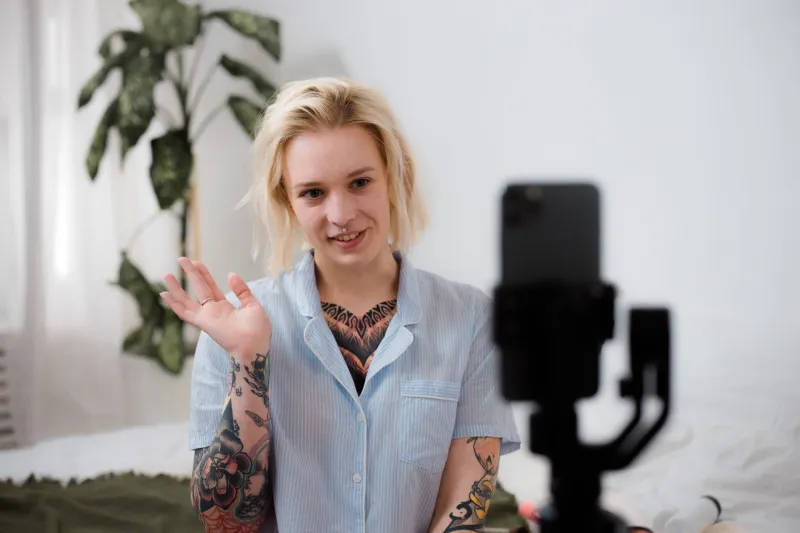 Real Beats Polished: Why Audiences Are Choosing Messy, Honest Creators Over Picture-Perfect Influencers